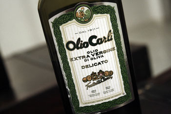 Olio Carli Olivenöl Flasche